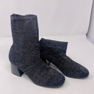 Beston Black Silver Glittery Pull-On Heel Sweater Boots Size 8.5 Like New
